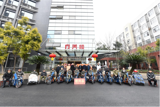 岁寒情更浓    慰问暖军心 —大邑县政协副主席黄芝静到省第三退役军人医院 看望慰问伤残军人